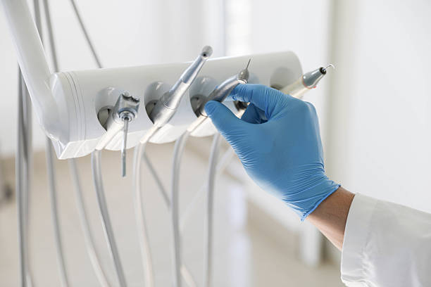 Professional Emergency Dentist technician working in Aurora, IN